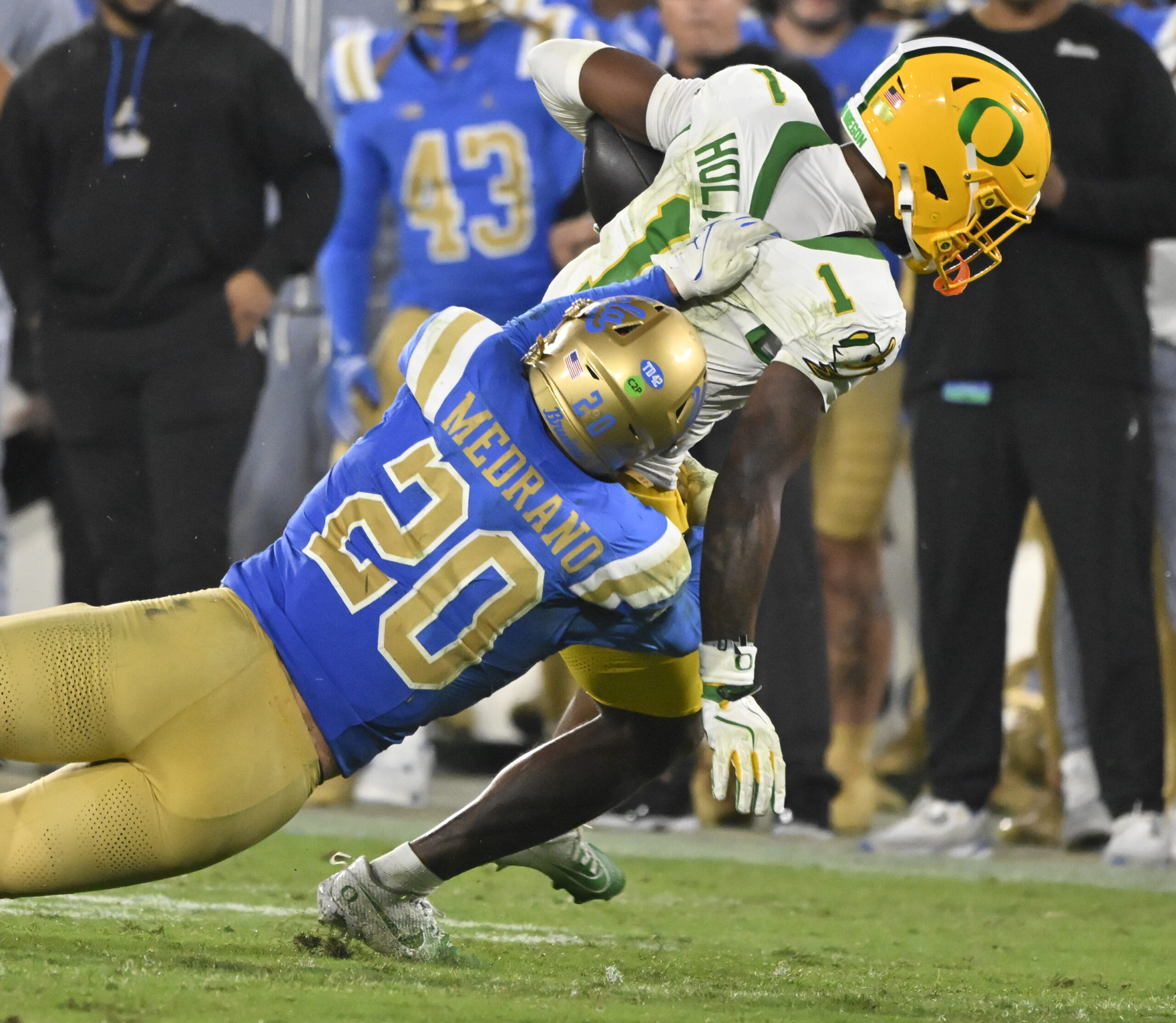UCLA Bruins Defense Shows Heart In Loss To Oregon Despite Offensive Struggles 4 NCAA Football: Oregon at UCLA Bruins