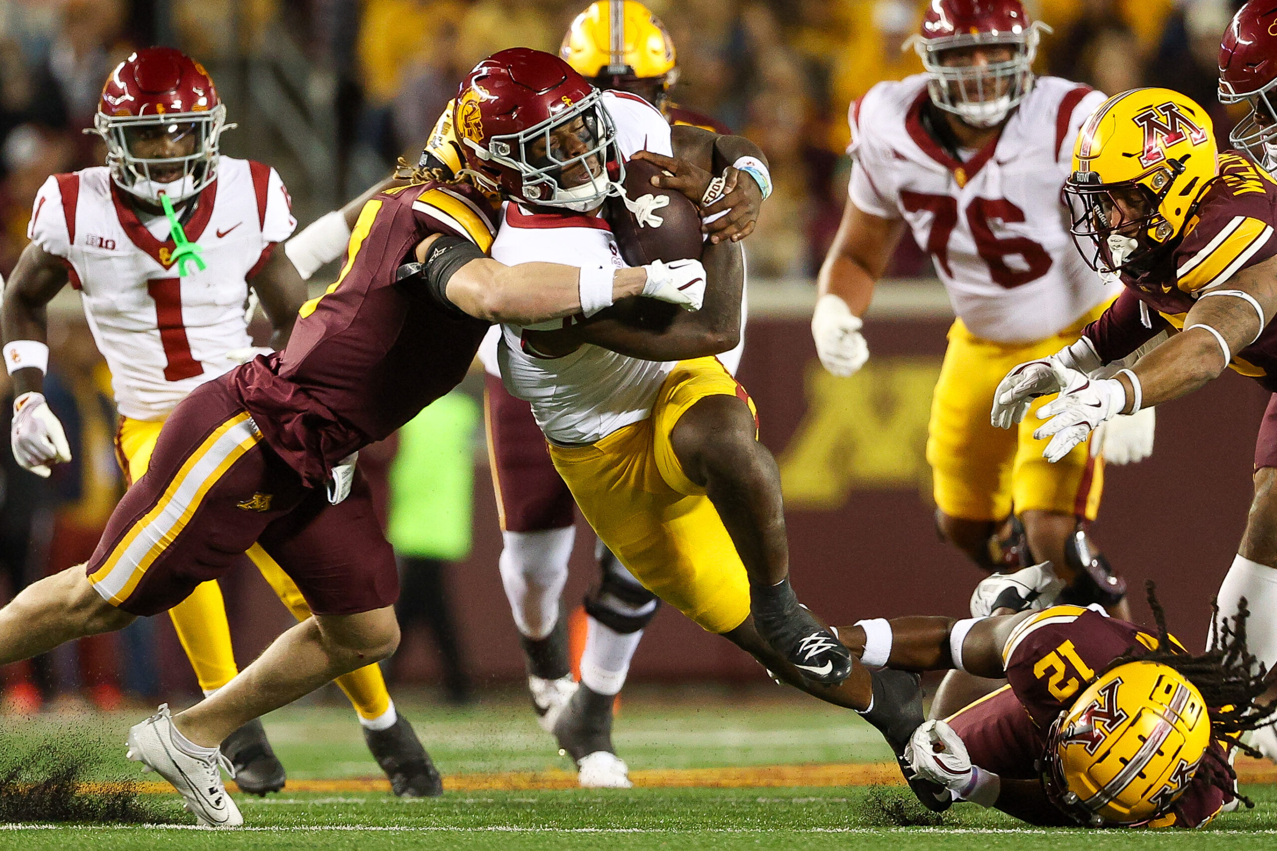 Lincoln Riley Baffled By Gap Between Offensive Execution and Final Score 5 NCAA Football: Southern California at Minnesota Lincoln Riley