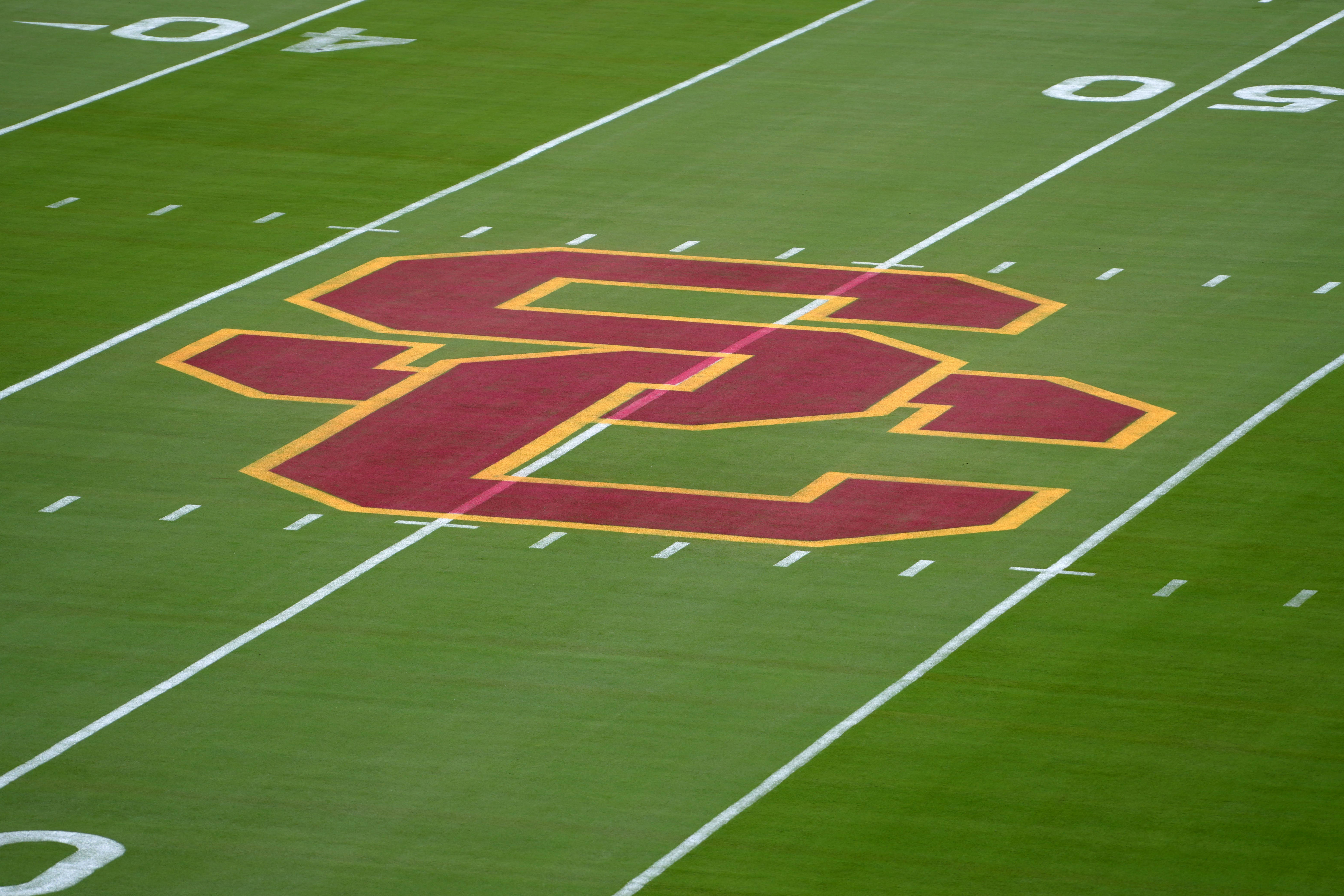Lincoln Riley Provides Latest USC Trojans Injury Updates Ahead Of Penn State, Including Eric Gentry 3 NCAA Football: Wisconsin at Southern California | Lincoln Riley Provides USC Trojans Injury Update