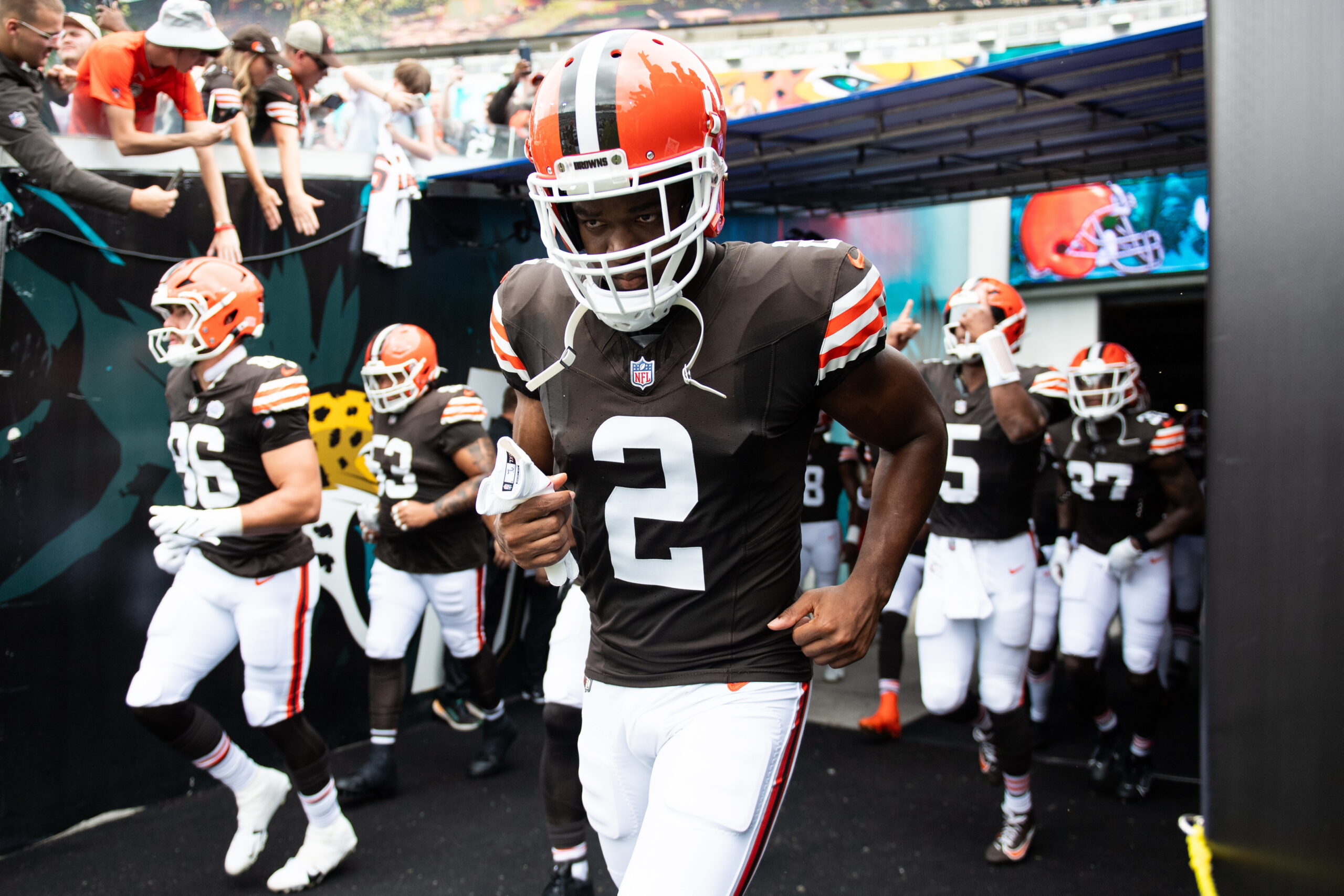 Los Angeles Chargers Linked to Star Player in Latest NFL Trade Rumors 3 NFL: Cleveland Browns at Jacksonville Jaguars
