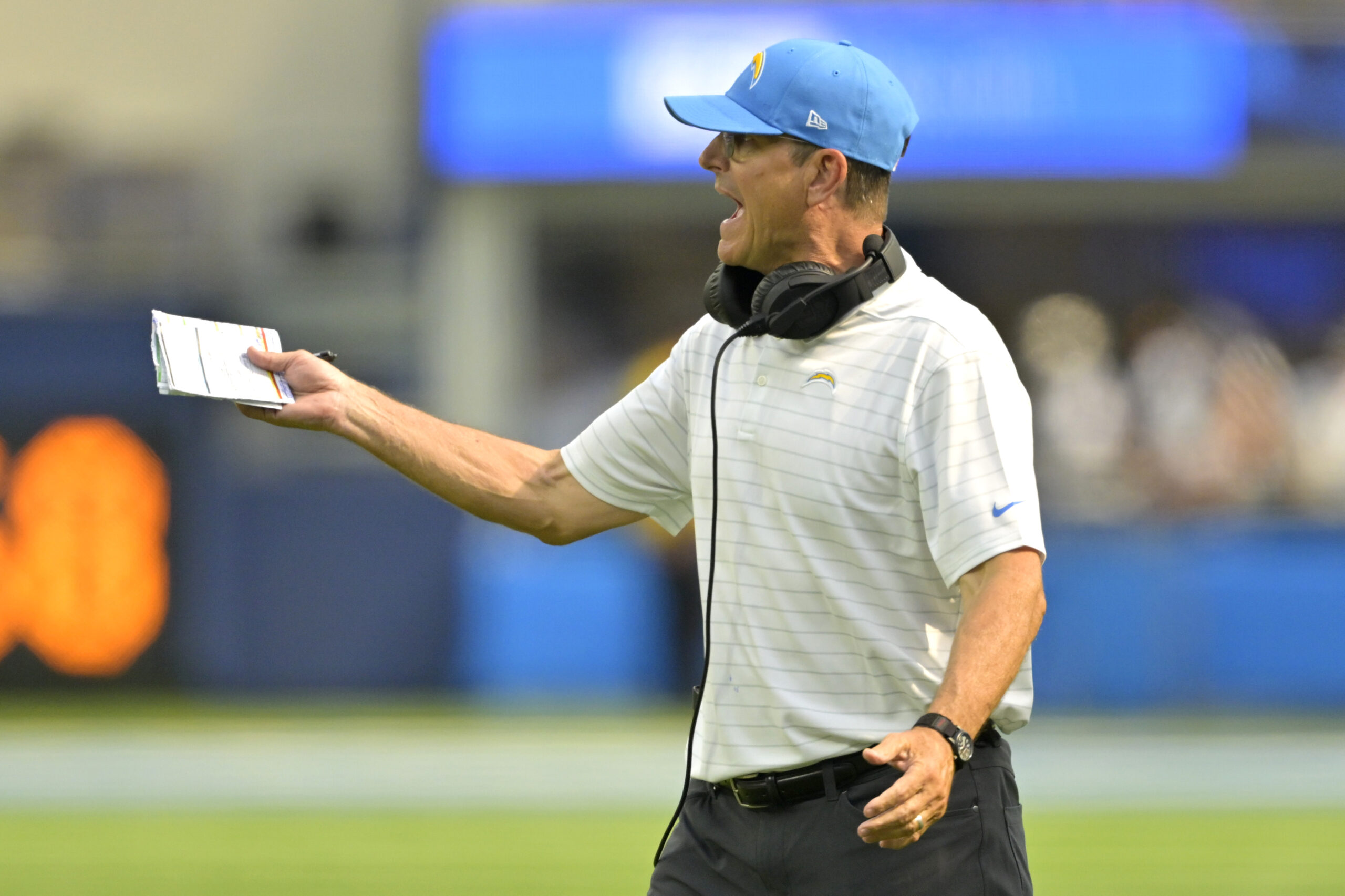 Justin Herbert Addresses Chargers' Offensive Struggles 4 NFL: Las Vegas Raiders at Los Angeles Chargers