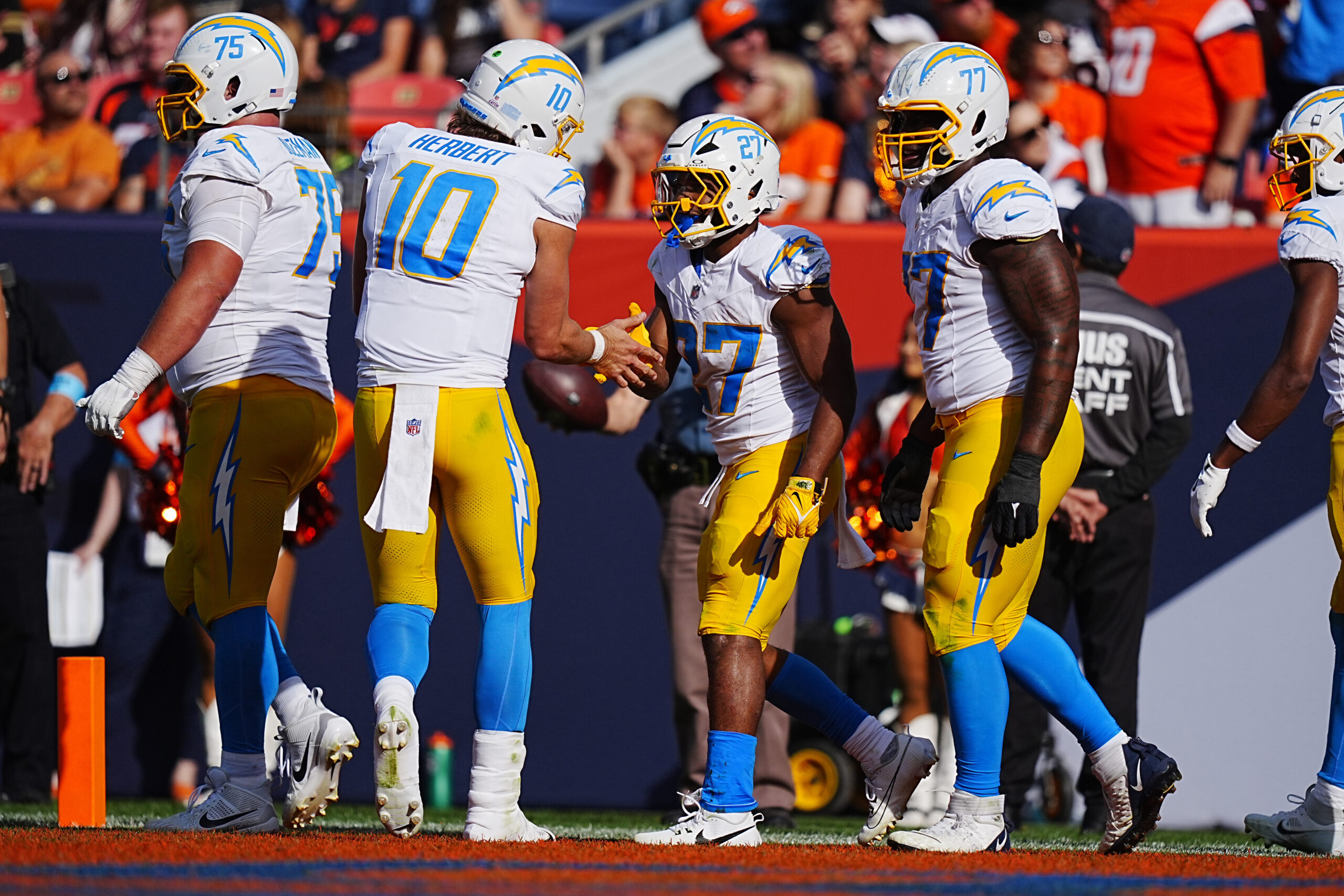 2 Justin Herbert Stats That Defy Logic In Win Over Broncos 4 NFL: Los Angeles Chargers at Denver Broncos Justin Herbert