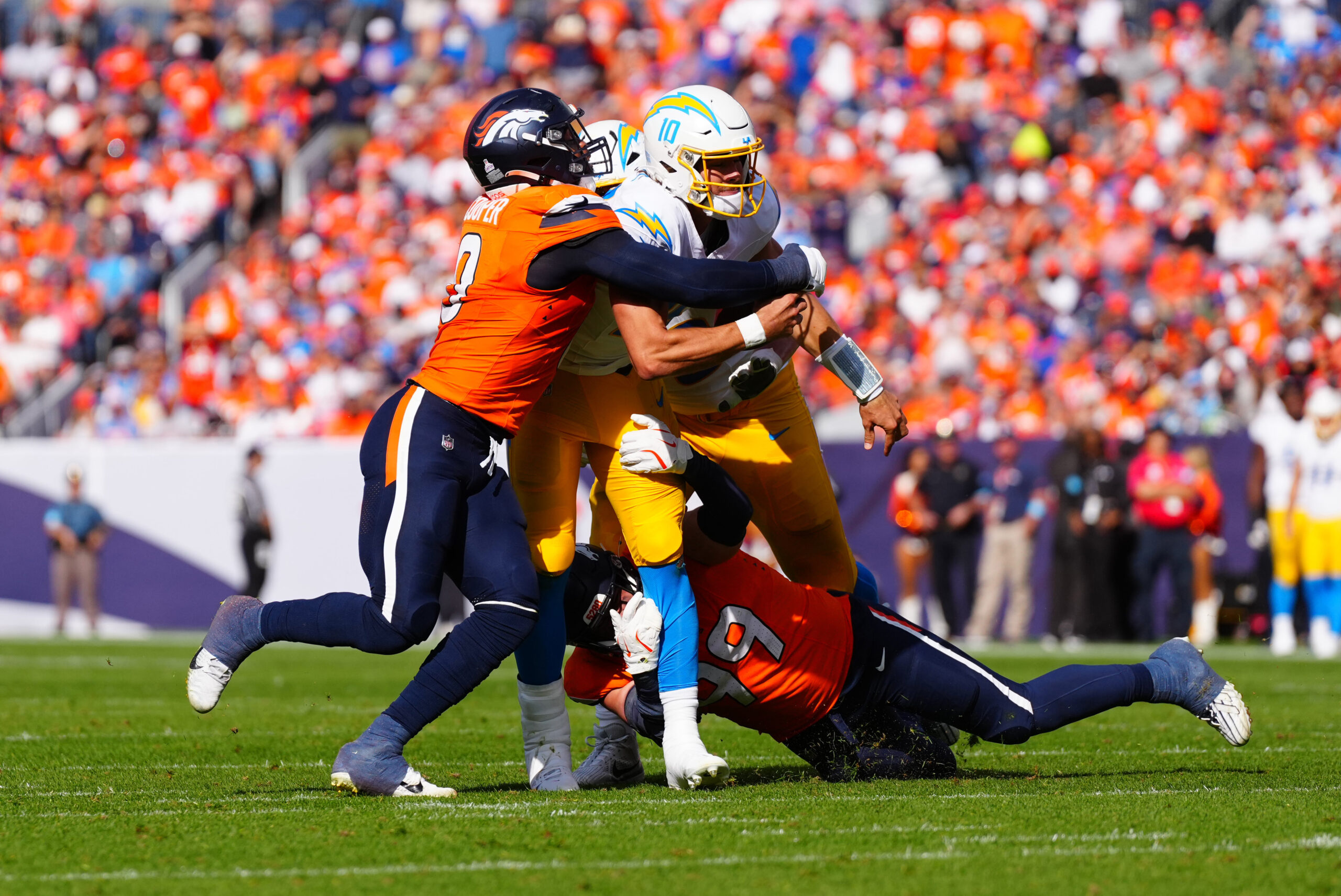 2 Justin Herbert Stats That Defy Logic In Win Over Broncos 3 NFL: Los Angeles Chargers at Denver Broncos