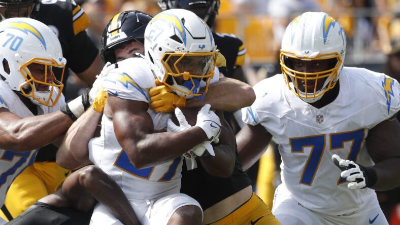 Broncos Claim They Already Know Chargers' Game Plan 1 NFL: Los Angeles Chargers at Pittsburgh Steelers