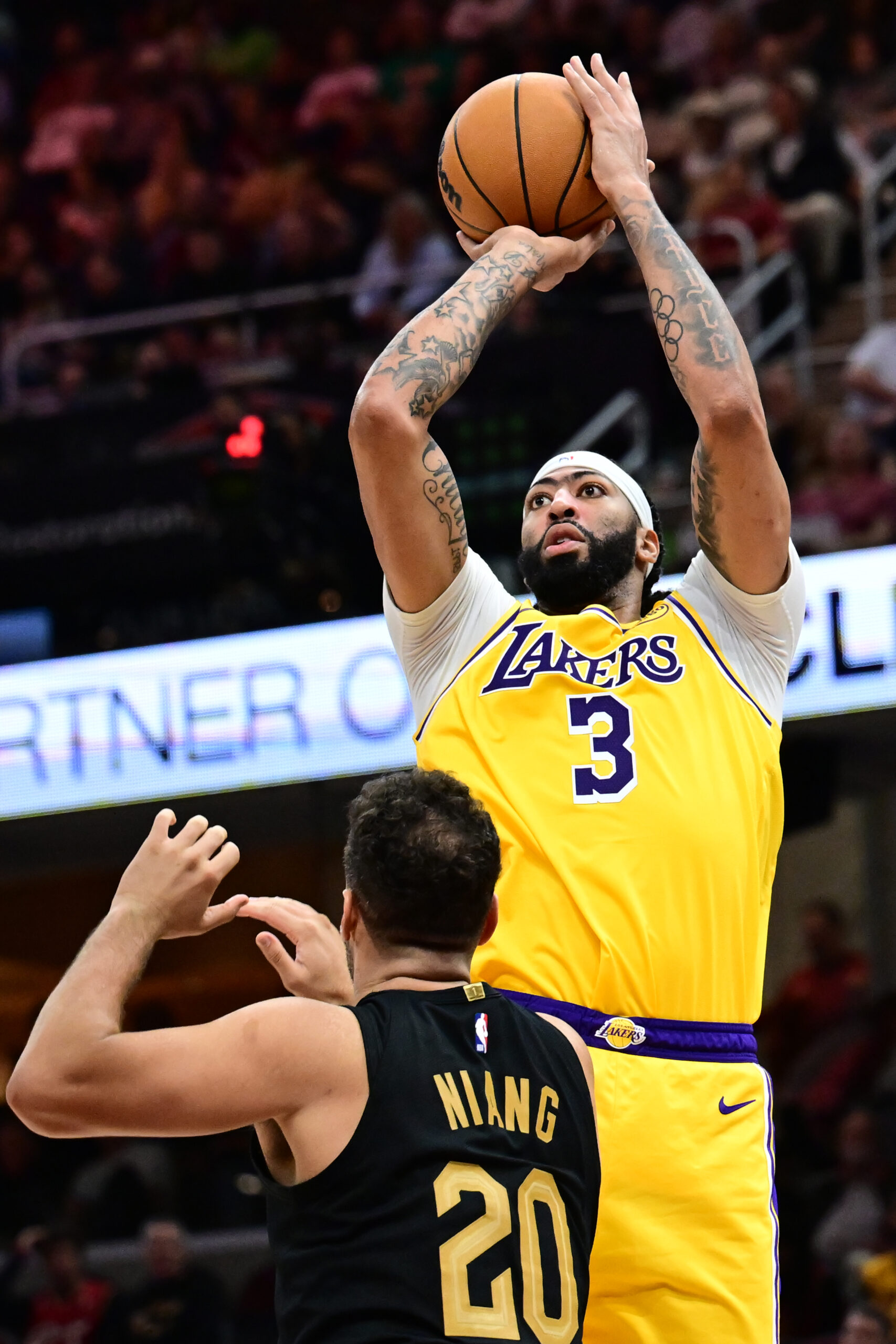 Anthony Davis Continues To Dominate, MVP Odds Skyrocketing 3 NBA: Los Angeles Lakers at Cleveland Cavaliers | Anthony Davis