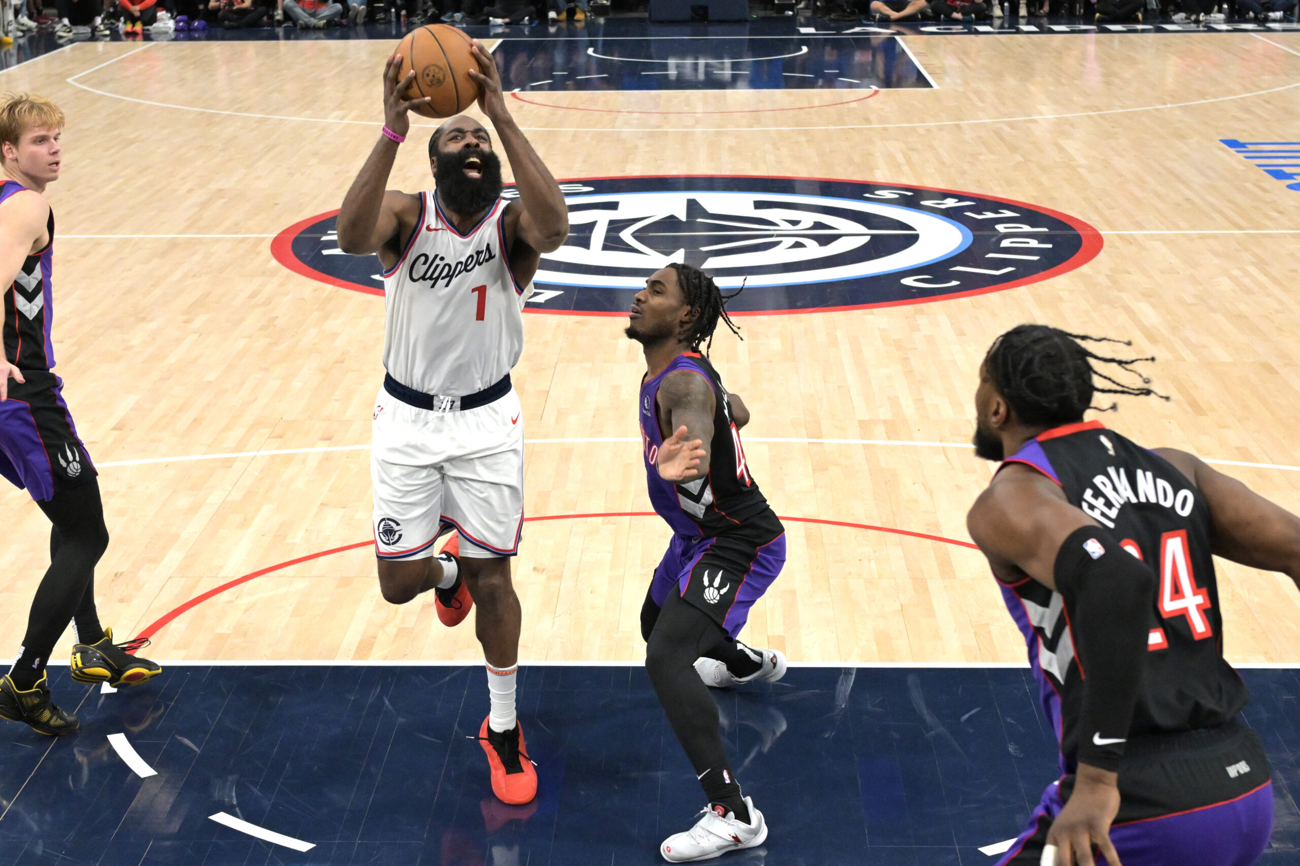 2 Clippers Player's Performances Reflect Team's Ups and Downs 3 NBA: Toronto Raptors at Los Angeles Clippers