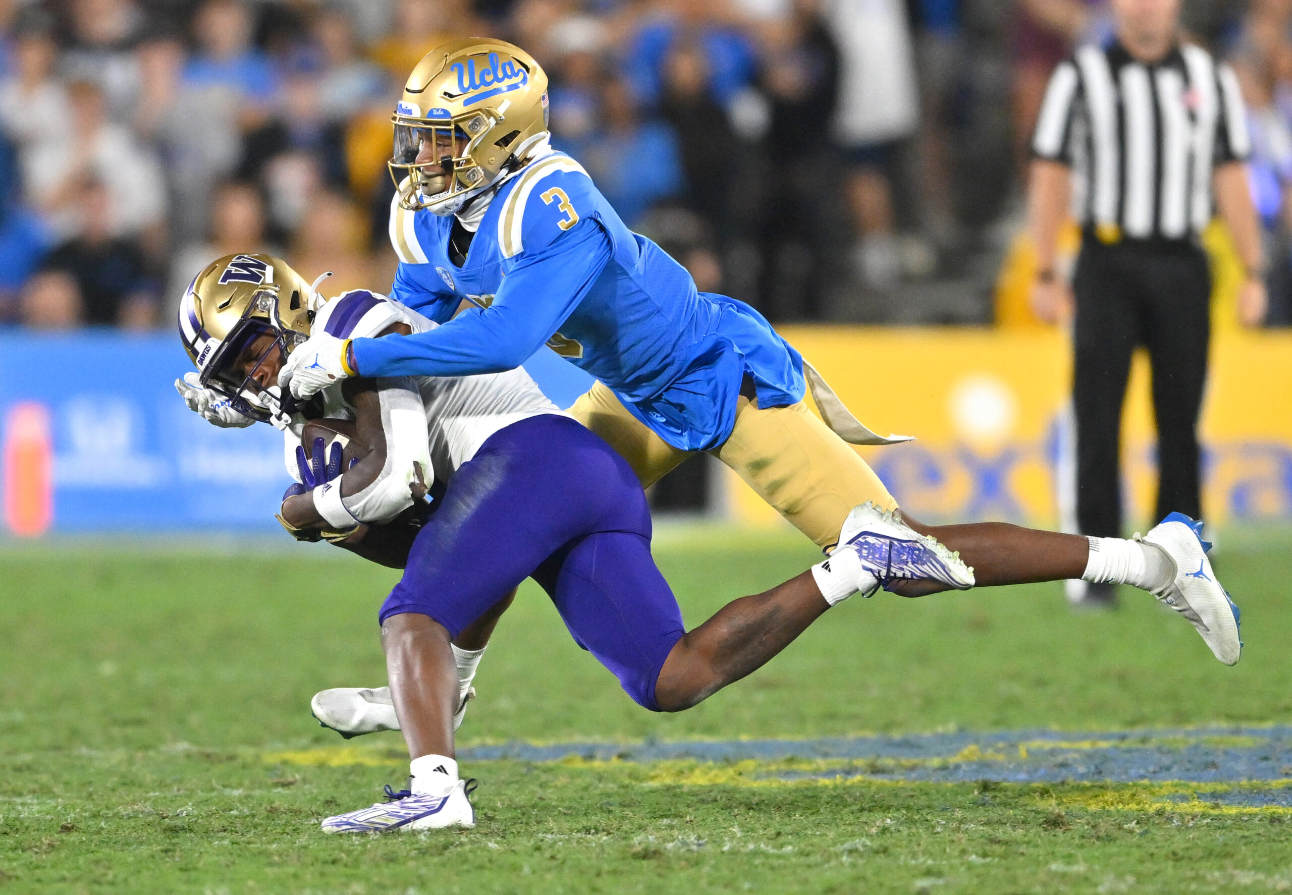 Three Key Matchups For UCLA Bruins Against Washington 3 NCAA Football: Washington at UCLA Bruins