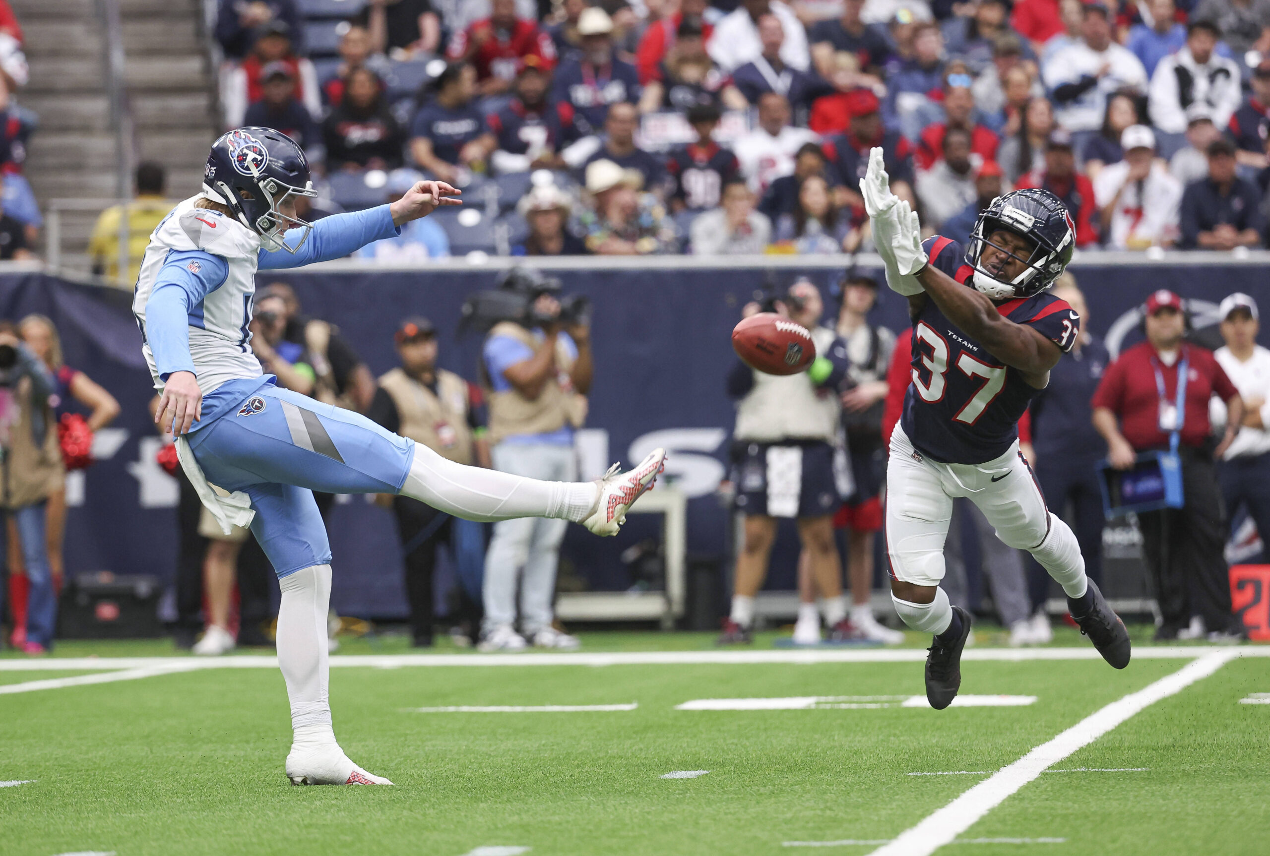 NFL: Tennessee Titans at Houston Texans