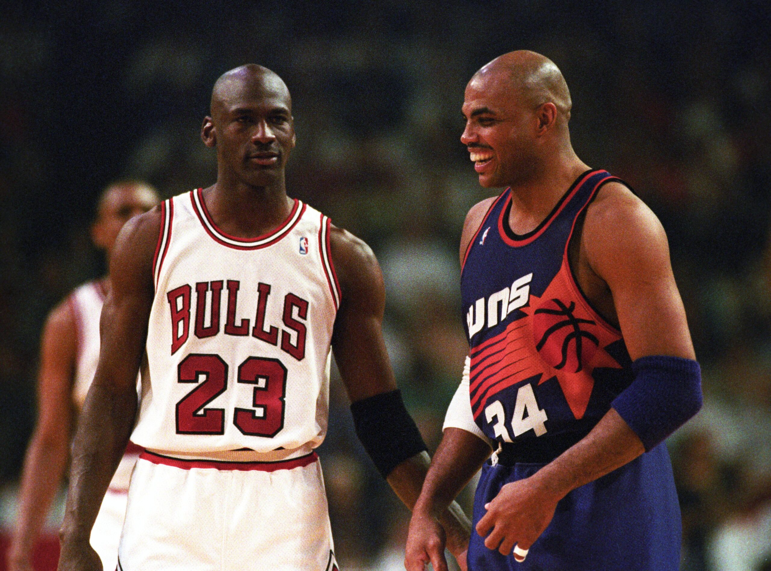 LeBron James Over Michael Jordan? Analyst Makes Surprising Case For GOAT Conversation 4 Michael Jordan And Charles Barkley