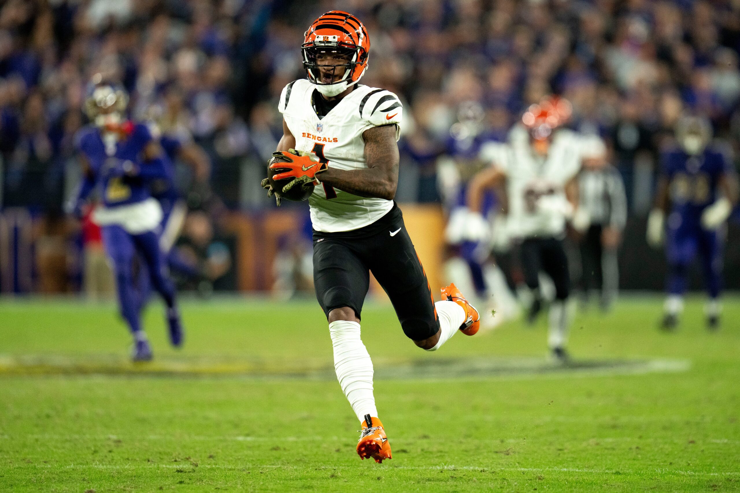 Contender Or Pretender? Next 4 Games Can Expose Los Angeles Chargers 3 Los Angeles Chargers Will Face The Cincinnati Bengals This Week