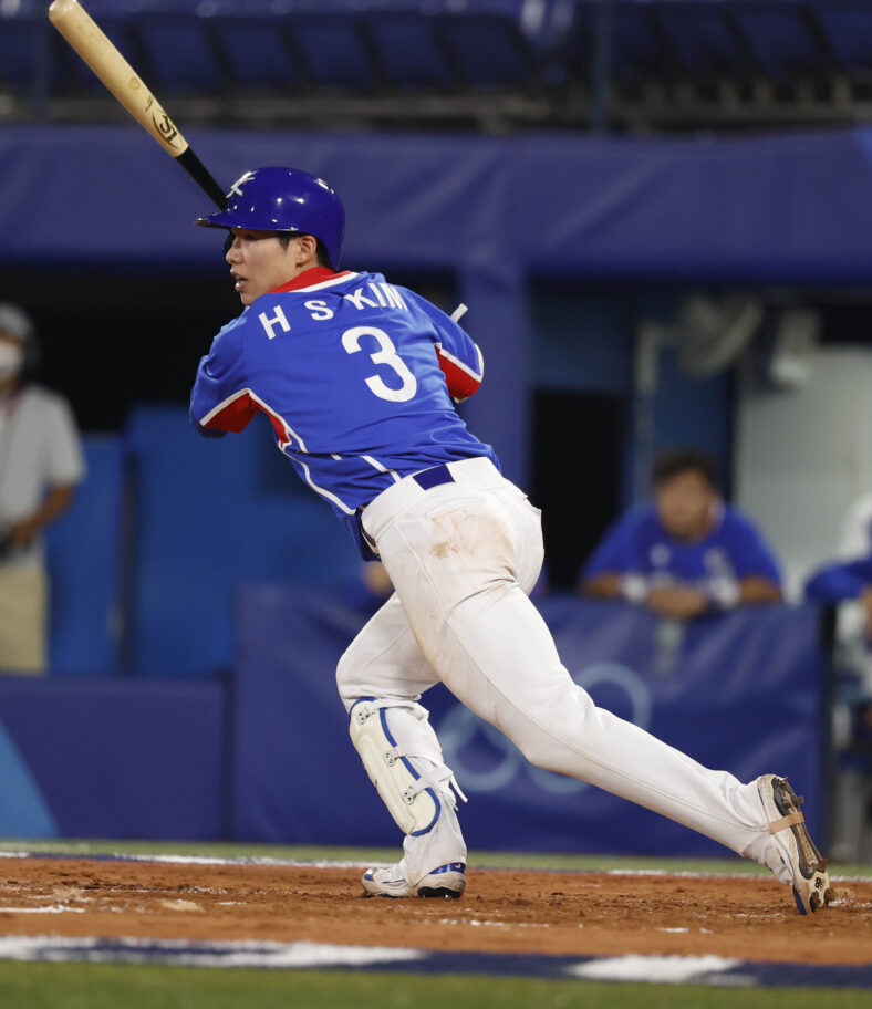 Dodgers Superstar Influence Key in Landing Hyeseong Kim 3 Olympics: Baseball-Men Semifinal - USA-KOR Signs with Dodgers