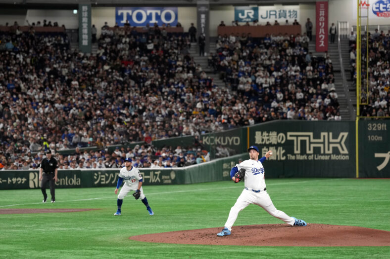 Watching All 162 Los Angeles Dodgers Games Now Easier Than Ever 3 MLB: Spring Training-Los Angeles Dodgers at Hanshin Tigers