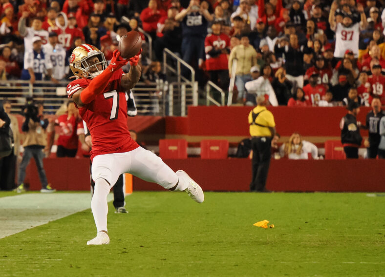 Analyst Names Best Free Agent Fit For Raiders After Trading For Geno Smith 3 Analyst Names Best Free Agent Fit For Raiders After Trading For Geno Smith | Charvarius Ward