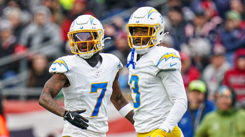 Los Angeles Chargers Lose Important Defensive "Standout" To Hated Rival 3 NFL: Los Angeles Chargers at New England Patriots