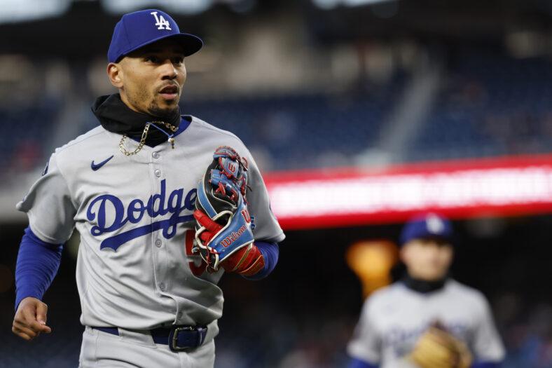 Los Angeles Dodgers' Mookie Betts Reveals Shocking Injury Update 3 MLB: Los Angeles Dodgers at Washington Nationals