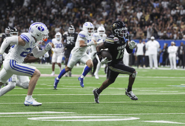 Las Vegas Raiders Take Wild Swing For Generational Defender In New Mock Draft 3 NCAA Football: Alamo Bowl-Brigham Young at Colorado