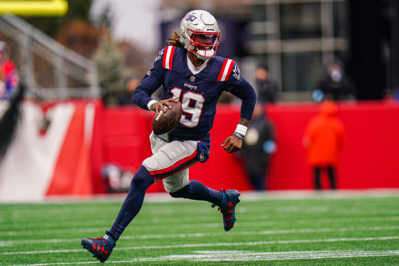 Las Vegas Raiders Were Reportedly Exploring Another QB Trade 3 NFL: Las Vegas Raiders at New England Patriots