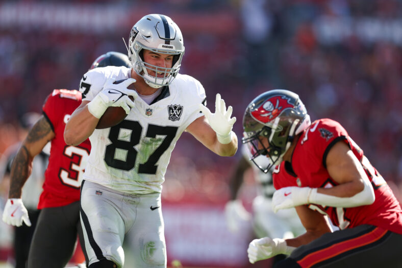 Los Angeles Rams Land Underrated Offensive Weapon In New Trade Idea 3 NFL: Las Vegas Raiders at Los Angeles Rams