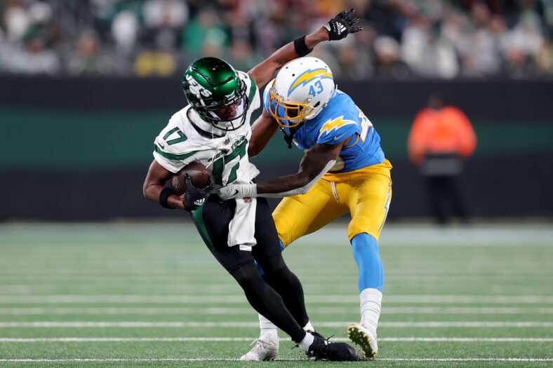 Los Angeles Chargers Linked With Another Big 1st Round WR Trade Idea 3 NFL: Los Angeles Chargers at New York Jets