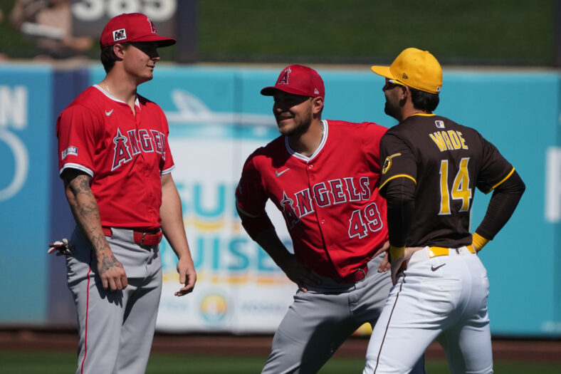 Los Angeles Angels Stay Hot, Ship Struggling Slugger To Desperate AL Rival 3 MLB: Spring Training-Los Angeles Angels at San Diego Padres