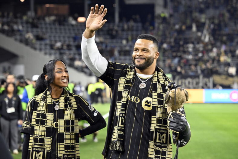 Los Angeles Rams Legend Lost Passion To Play, Closes Door On Comeback 3 MLS: MLS Cup Playoffs-Round One-Vancouver Whitecaps FC at LAFC