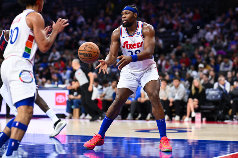 Analyst Names 2 Free Agents To Fix Los Angeles Clippers Biggest Problems 3 NBA: Los Angeles Clippers at Philadelphia 76ers