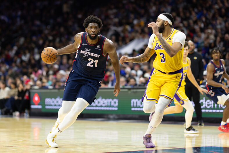 Los Angeles Lakers Secure Former MVP In Pundit's Trade Idea 3 NBA: Los Angeles Lakers at Philadelphia 76ers