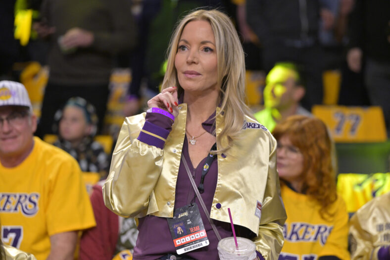 Los Angeles Lakers Share Weak Excuse For Poor Treatment Of Anthony Davis 3 NBA: Utah Jazz at Los Angeles Lakers