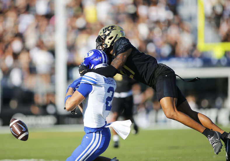 Defensive Back Transfer Commits to USC Trojans After Wild Portal Journey 3 NCAA Football: Brigham Young at USC Trojans