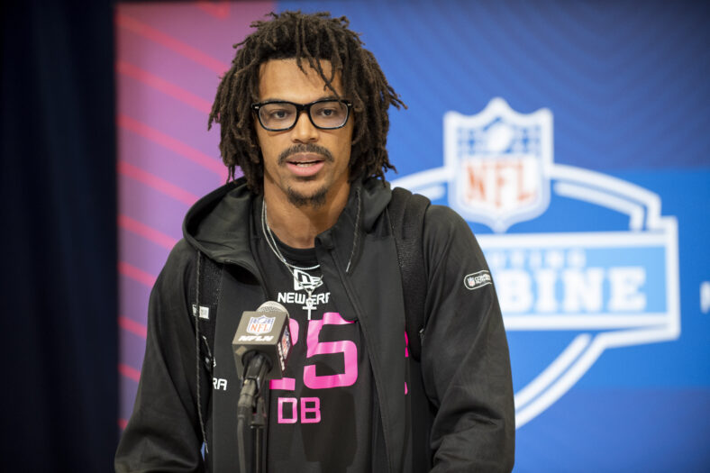 Las Vegas Raiders Leave 2 Key Rookies Unsigned 3 Las Vegas Raiders