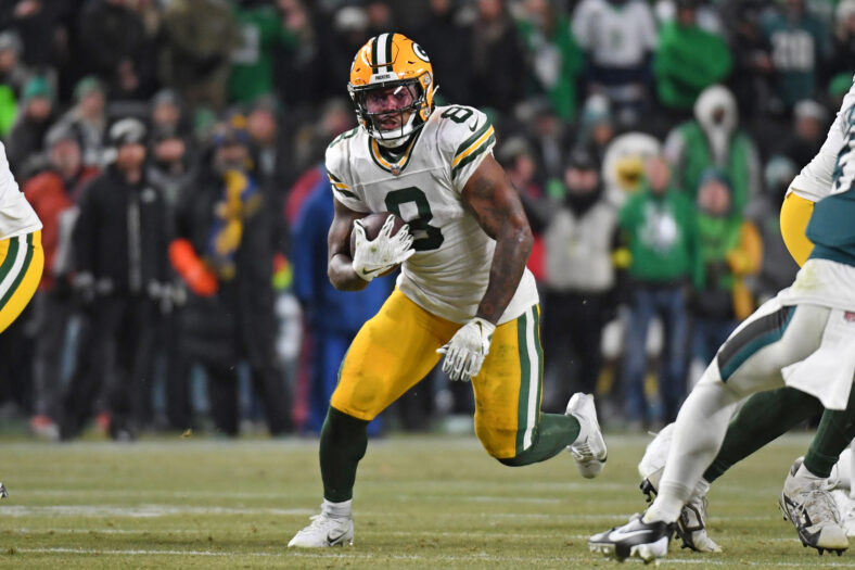 Las Vegas Raiders All-Pro Opens Up About Awkward Exit, "That’s When I Knew The Relationship Was Over" 4 NFL: NFC Wild Card Round-Green Bay Packers at Philadelphia Eagles