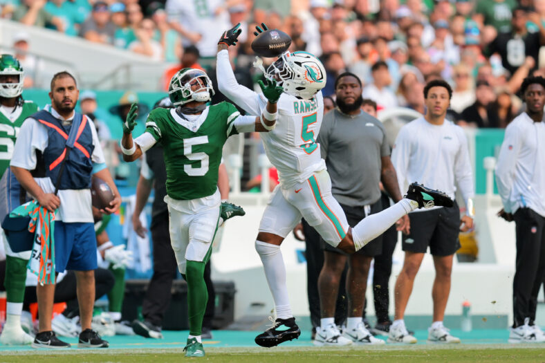 NFL Insider Links 3x All-Pro To Las Vegas Raiders Via Trade 3 NFL Insider Links 3x All-Pro To Las Vegas Raiders Via Trade | Jalen Ramsey