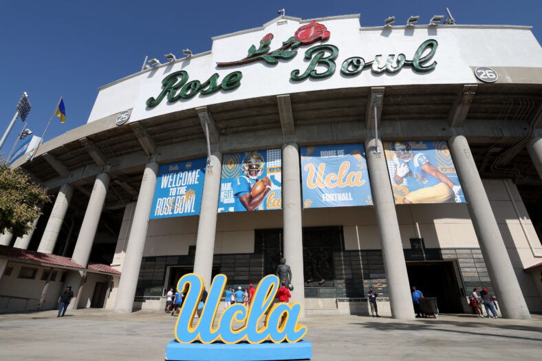 Towering 4-Star OT Commits to UCLA Bruins Over SEC and Big Ten Heavyweights 3 NCAA Football: Utah at UCLA Bruins