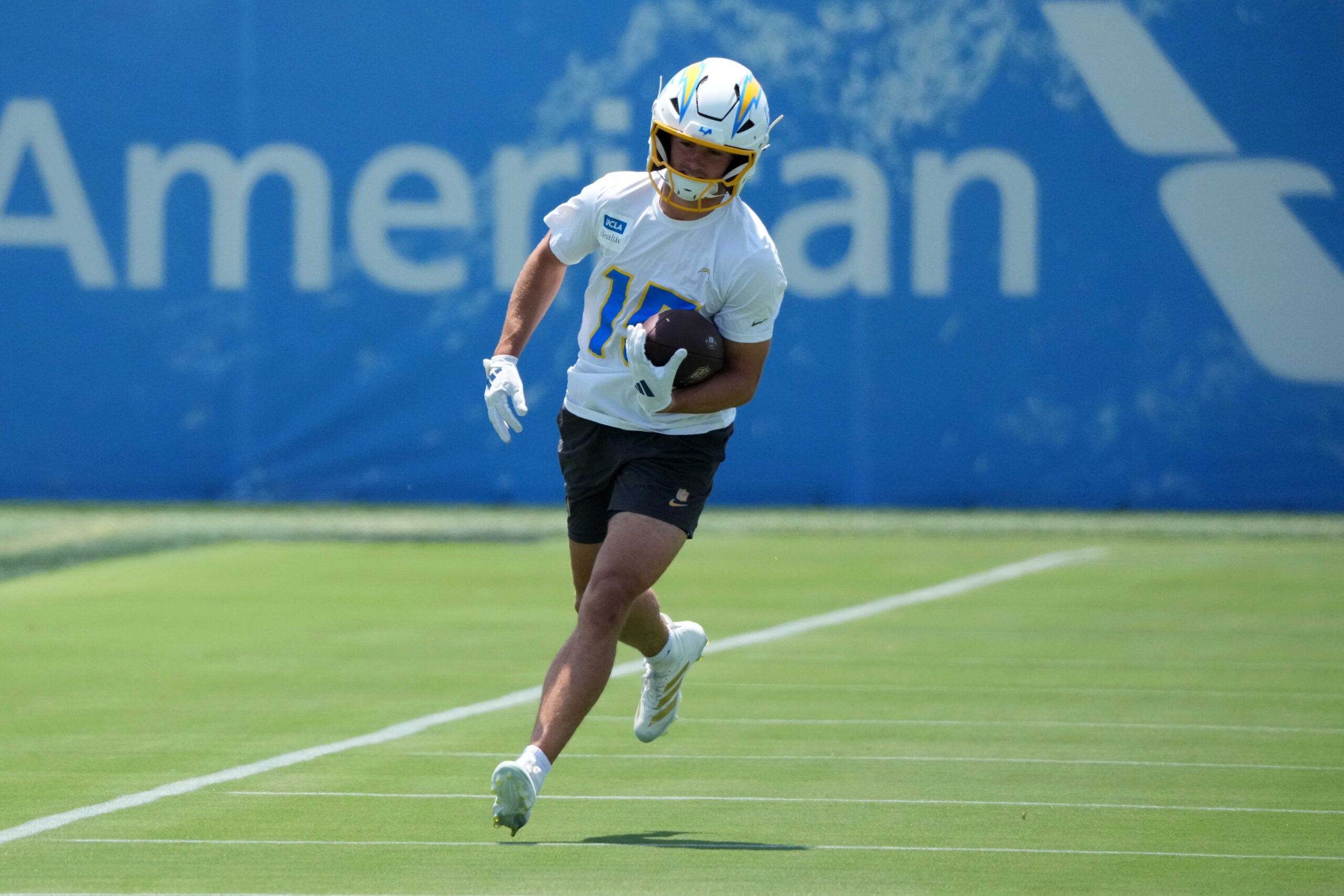 NFL Analyst Makes Insane Claim About Chargers WR Ladd McConkey 3 NFL Analyst Makes Insane Claim About Chargers WR Ladd McConkey